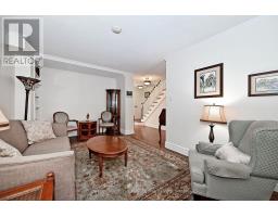 754 Shanahan Boulevard, Newmarket, ON L3X1W6 Photo 8