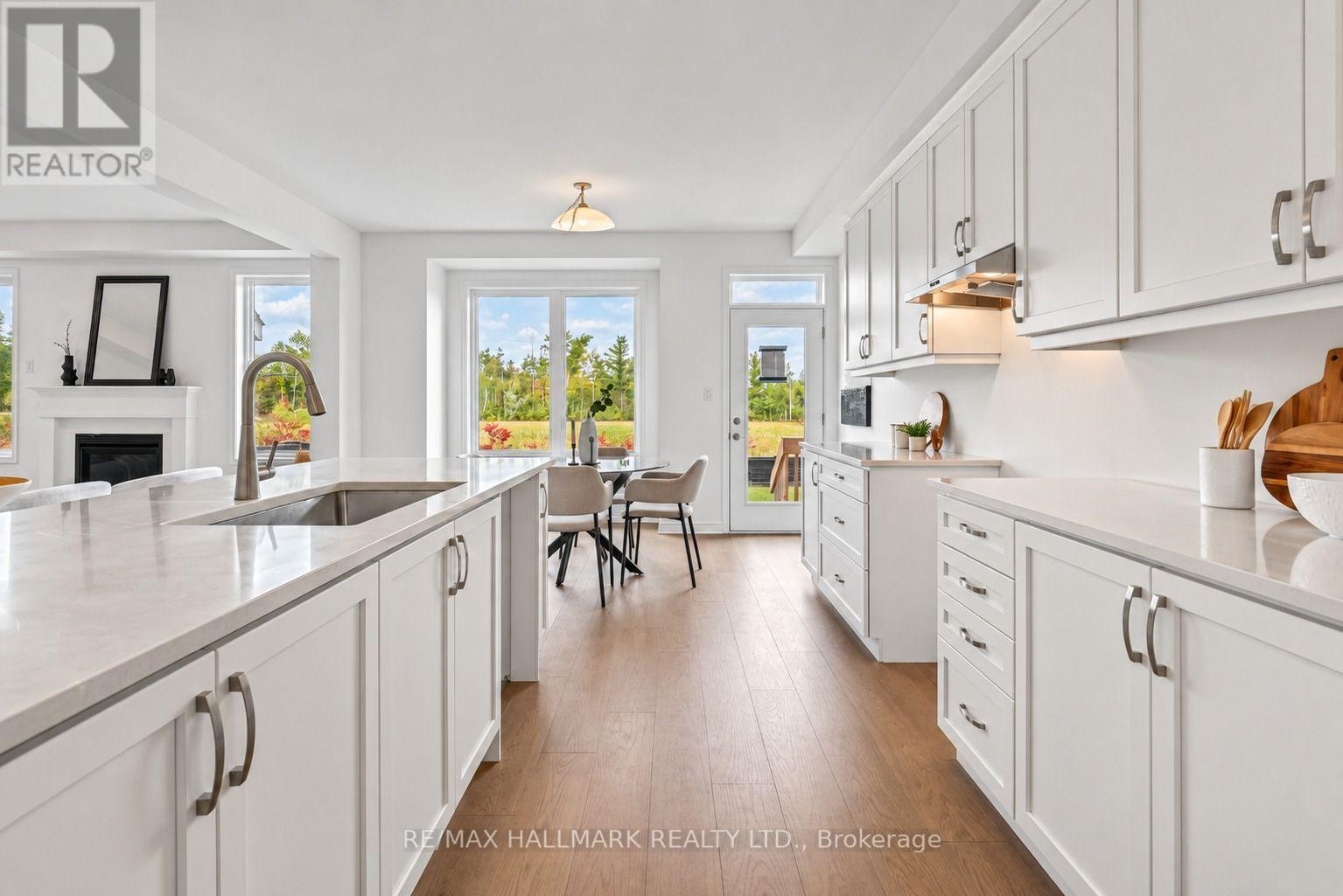 616 Mika Street, Innisfil, ON photo 15
