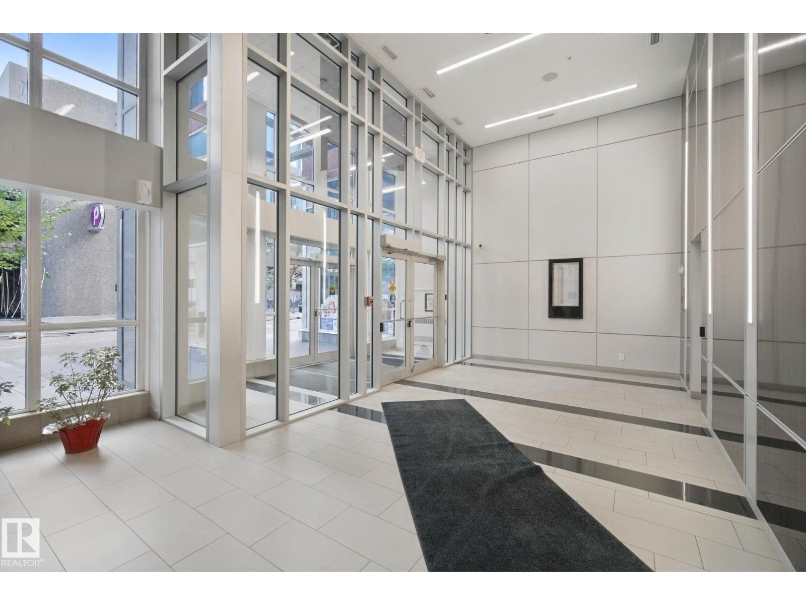 #1806 10238 103 ST NW - 46
