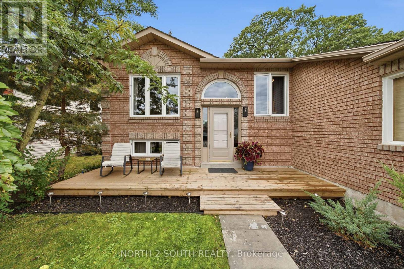74 Leo Boulevard, Wasaga Beach, ON photo 4