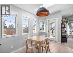 311 Glamorgan Crescent SW - photo 12