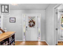 311 Glamorgan Crescent SW - photo 3
