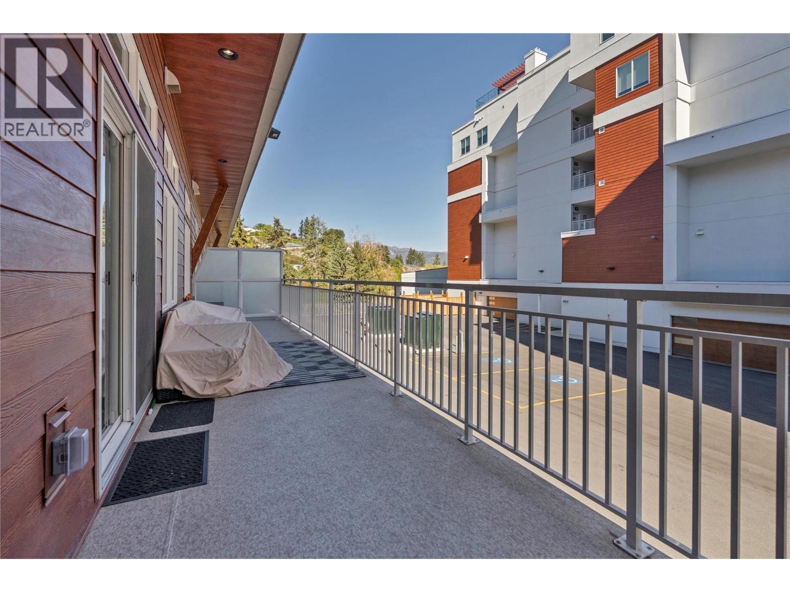 #113 13417 Lakeshore Drive - 15