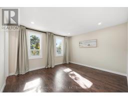 Bathroom - 113 - 5475 Lakeshore Road, Burlington, ON L7L1E1 Photo 11