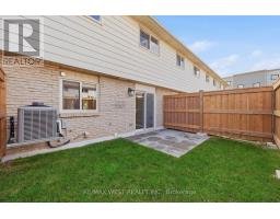 113 - 5475 Lakeshore Road, Burlington, ON L7L1E1 Photo 24