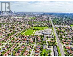 5817 Whitehorn Avenue, Mississauga, ON L5V2W6 Photo 43