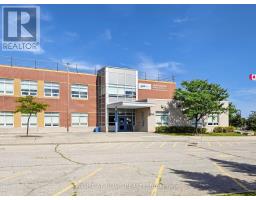 5817 Whitehorn Avenue, Mississauga, ON L5V2W6 Photo 49
