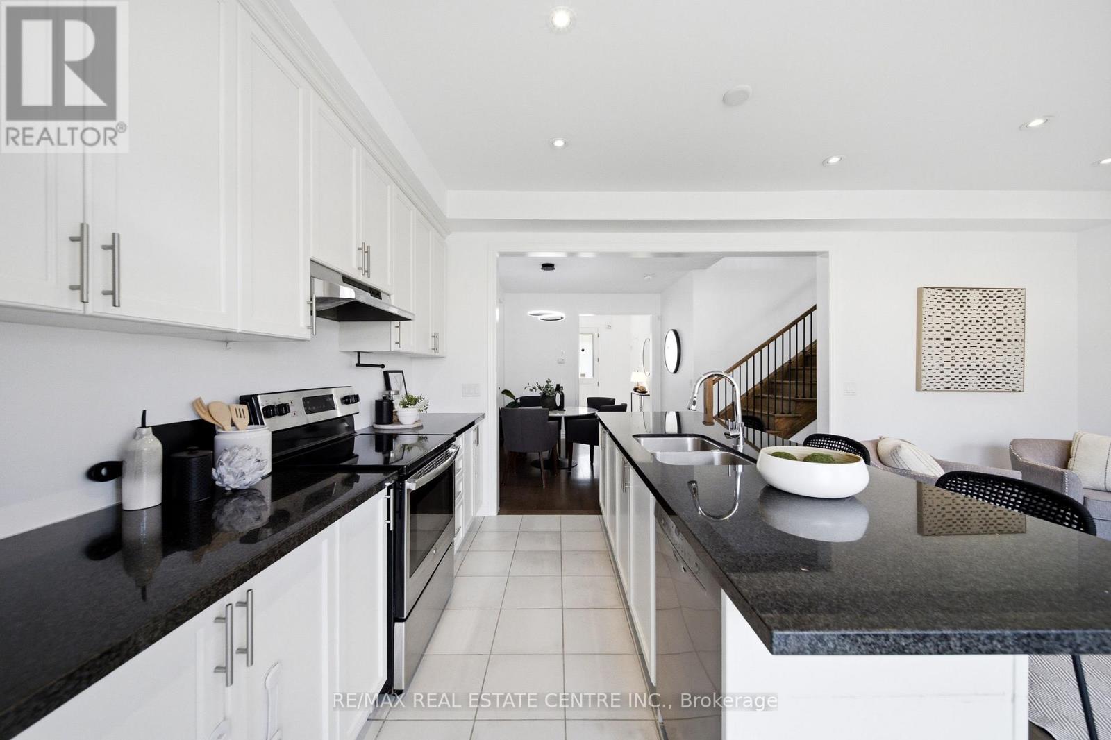 7 Heming Trail, Hamilton, ON photo 27