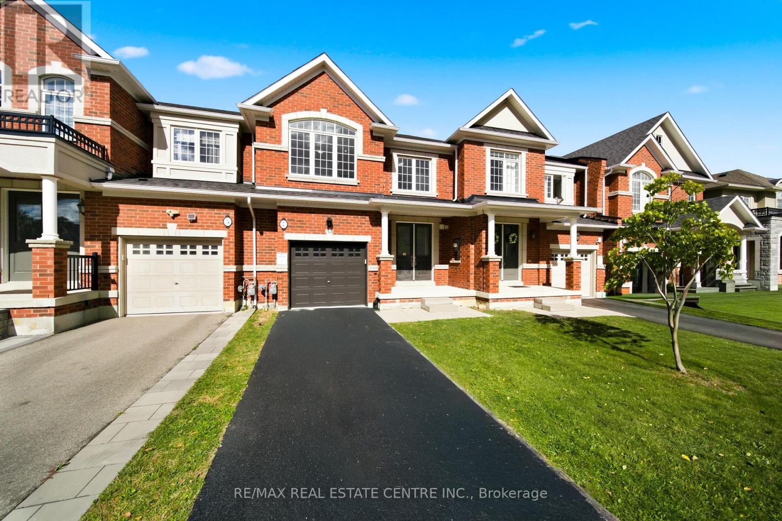 7 Heming Trail, Hamilton, ON photo 5