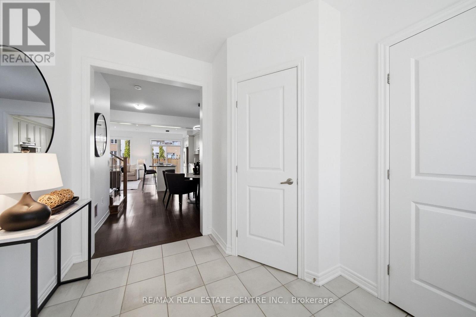 7 Heming Trail, Hamilton, ON photo 7