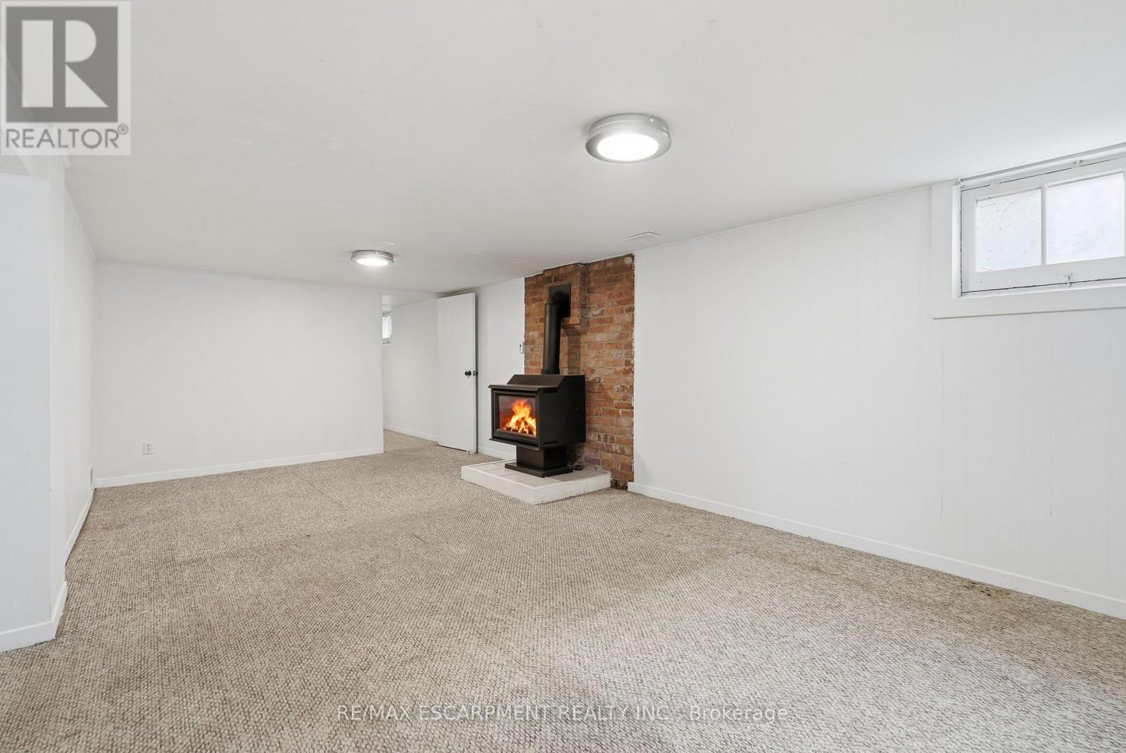 7 SHELDON STREET - 34