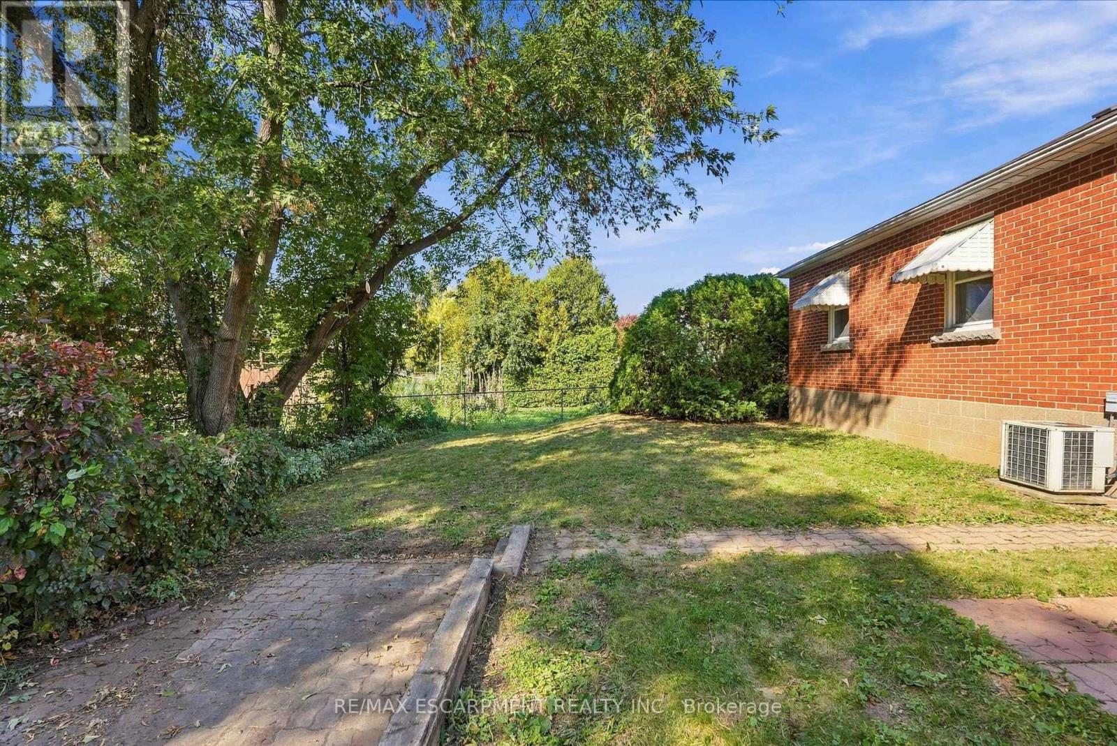 7 SHELDON STREET - 45