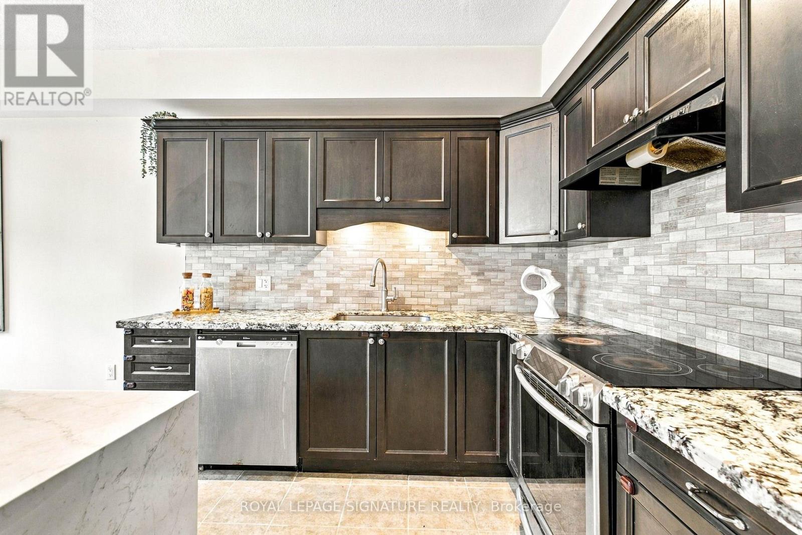 17 LAGOON AVENUE - 17