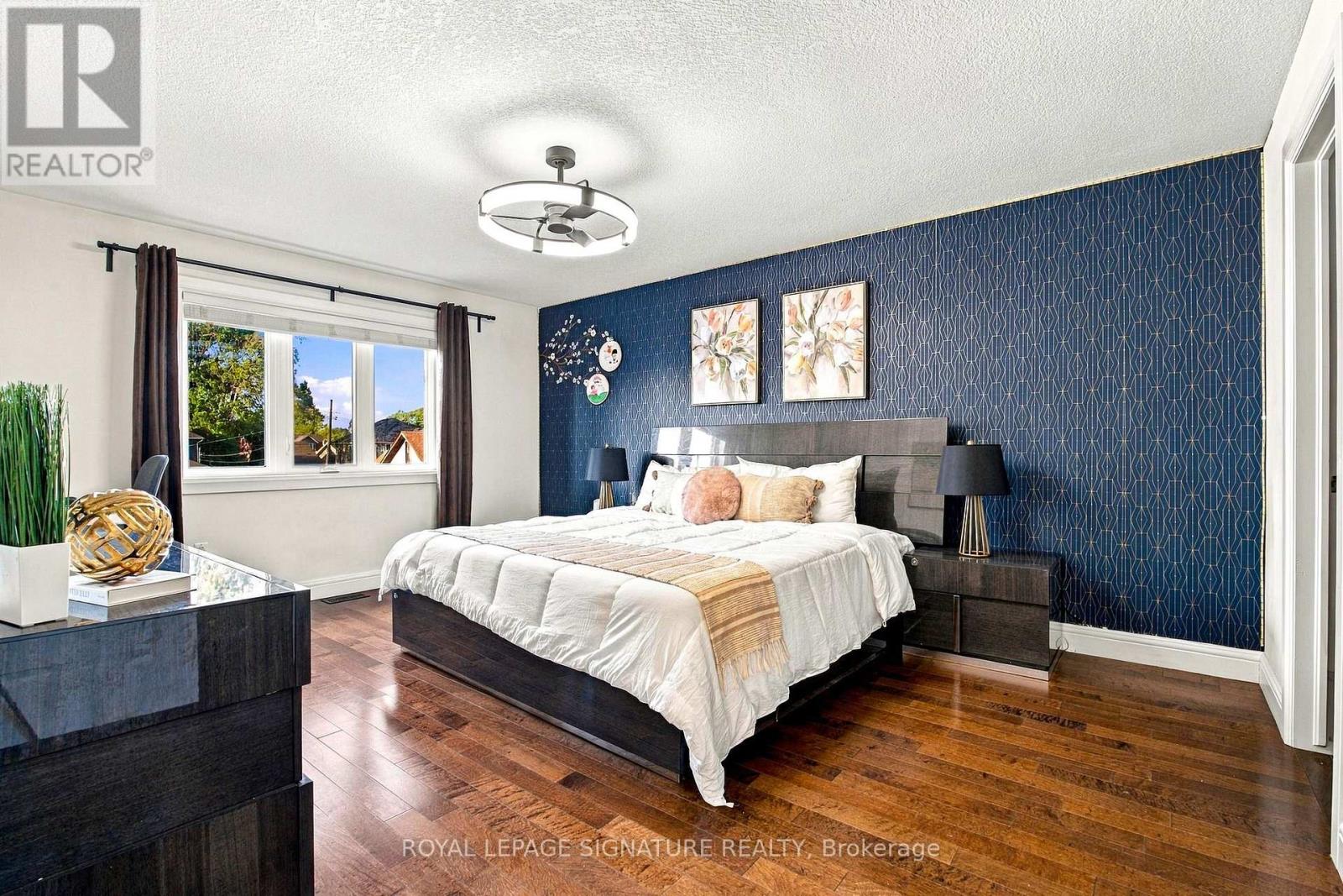 17 LAGOON AVENUE - 22
