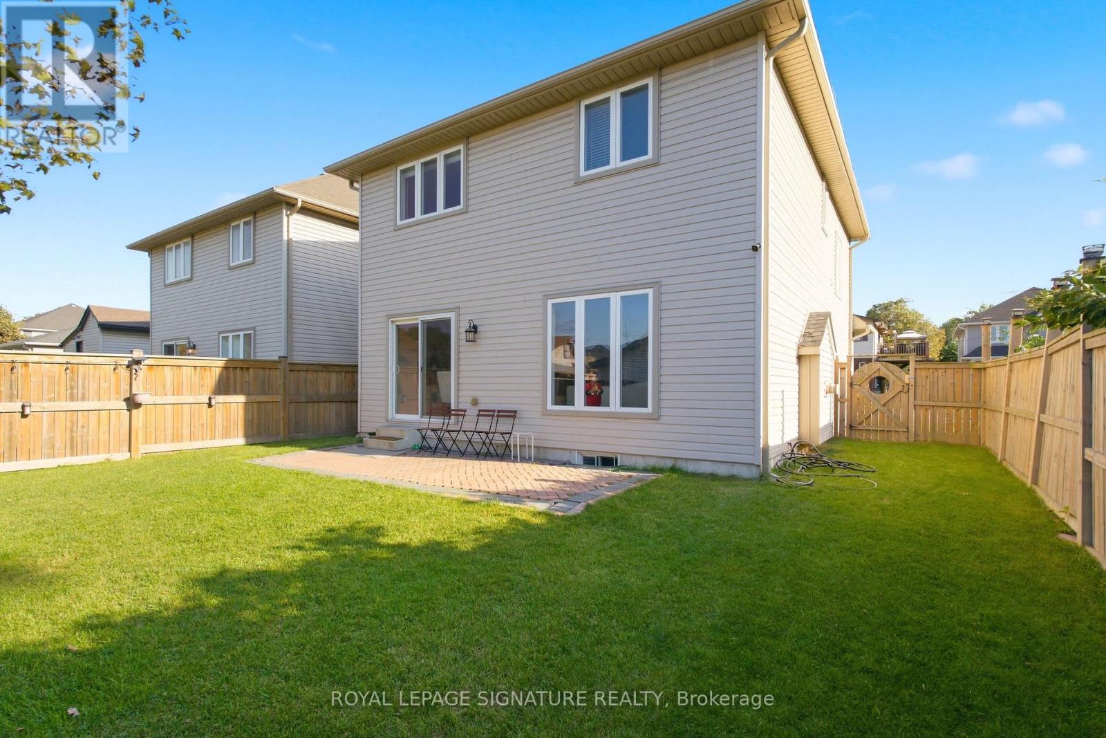 17 Lagoon Avenue, Hamilton, ON photo 37