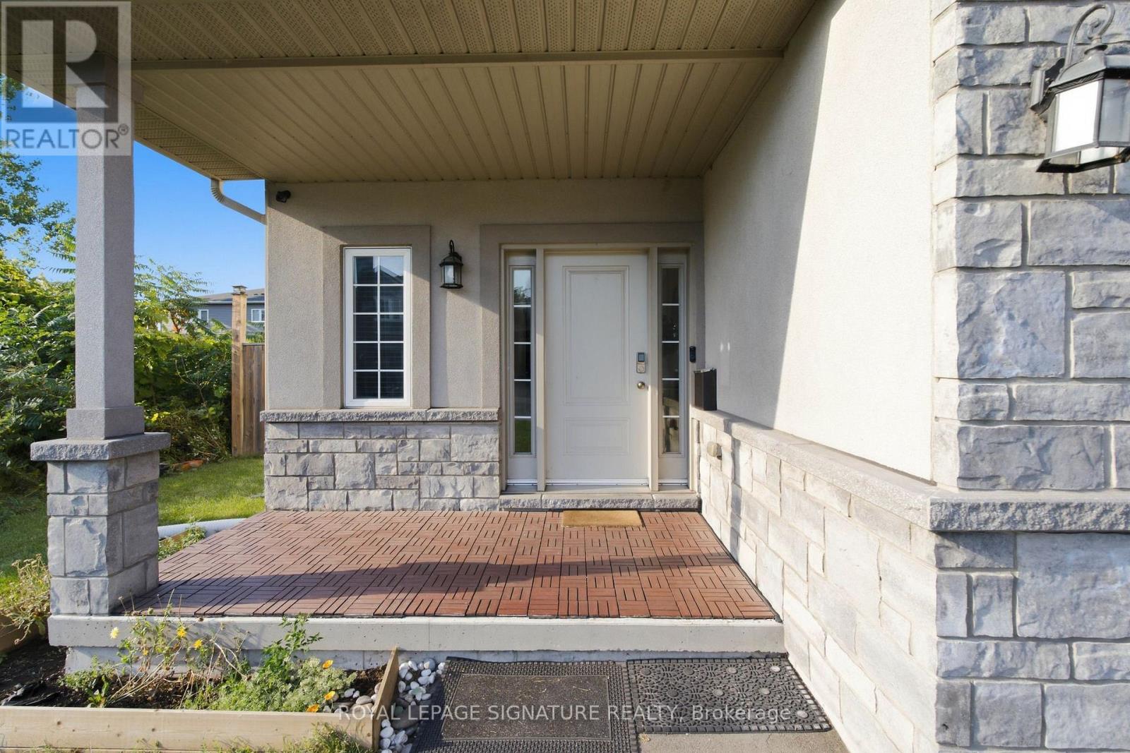17 Lagoon Avenue, Hamilton, ON photo 5