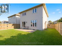 17 Lagoon Avenue, Hamilton, ON L8H7C4 Photo 37