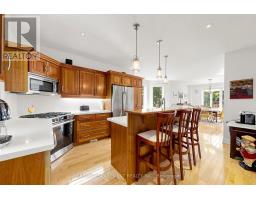 Great room - 118 Foxridge Drive, Hamilton, ON L9G5B9 Photo 9