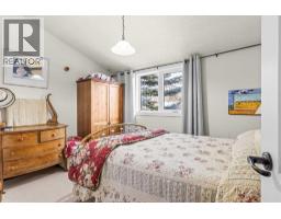 1001 9th Avenue, Canmore, AB T1W1Z5 Photo 16