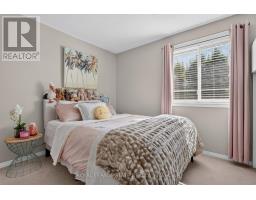 28 Holkham Avenue, Hamilton, ON L9K1P1 Photo 35
