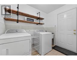 Laundry room - 28 Holkham Avenue, Hamilton, ON L9K1P1 Photo 8
