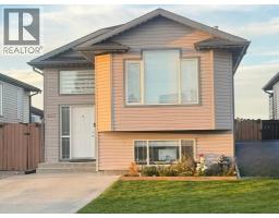 635 Aberdeen Crescent W - photo 1