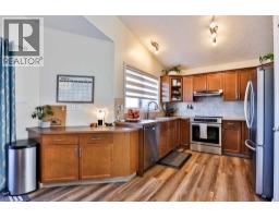 635 Aberdeen Crescent W - photo 6