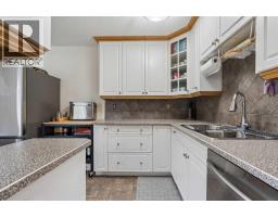 25, 1011 Canterbury Drive SW - photo 11