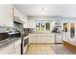 2215 153a Street, Surrey, BC V4A4R4 Photo 12