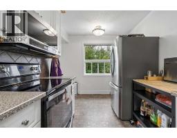 25, 1011 Canterbury Drive SW - photo 12