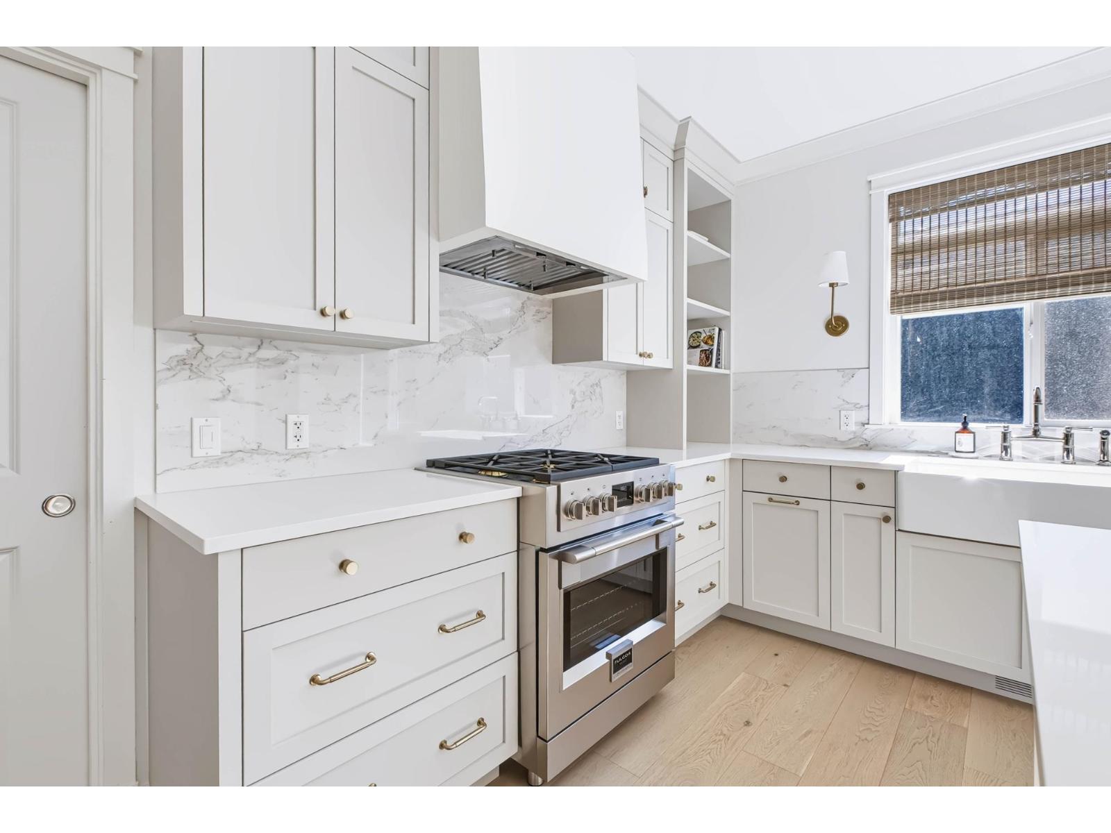 17294 0B AVENUE, Surrey