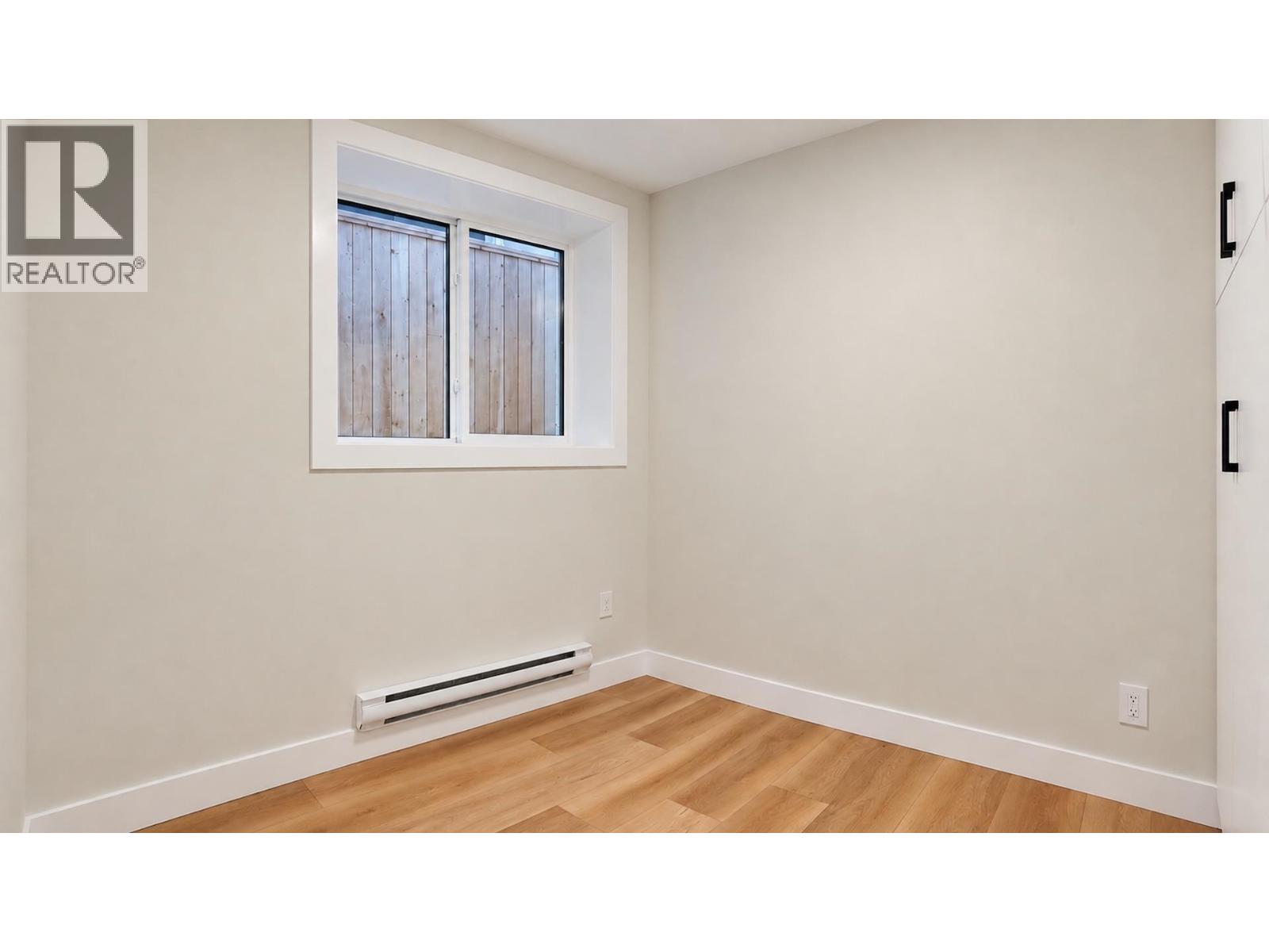 Photo of 1 746 E 12TH AVENUE 34