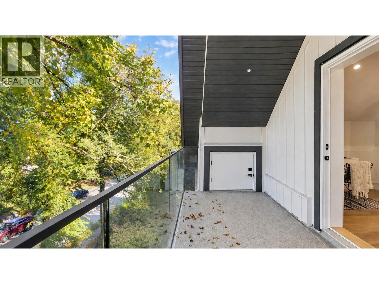 Photo of 1 746 E 12TH AVENUE 28