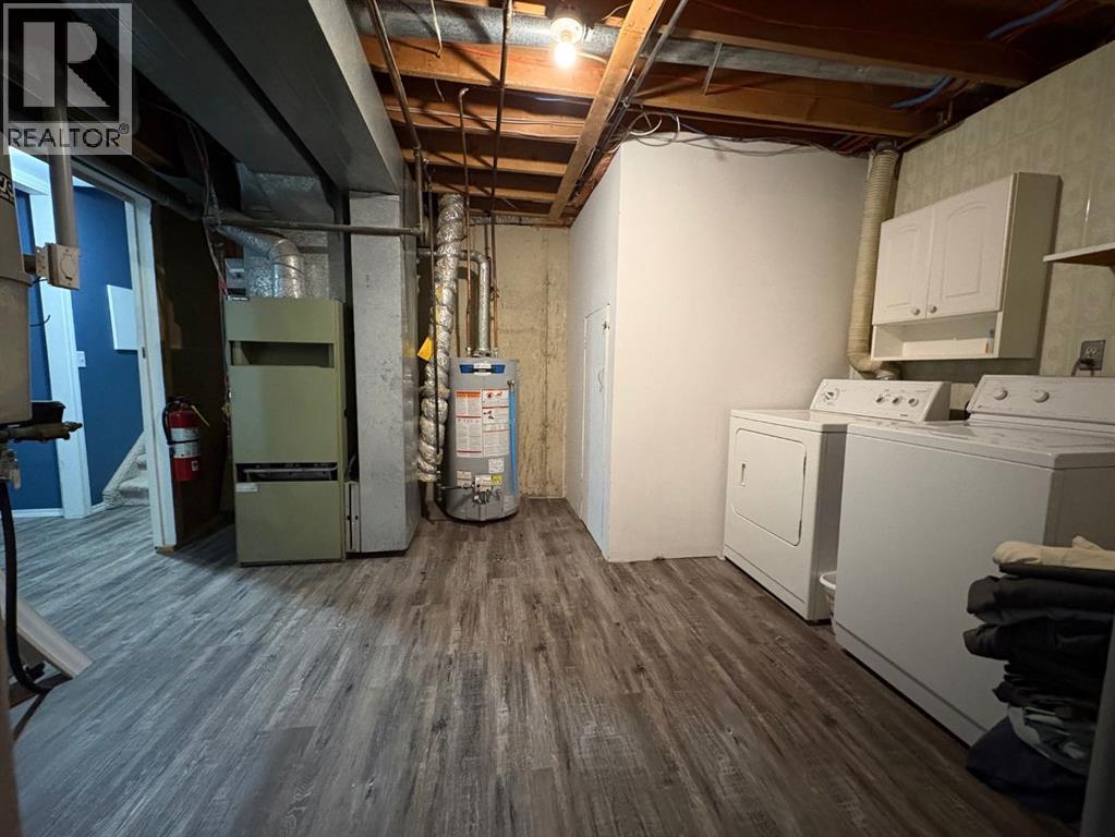 5739 55 Street - 33