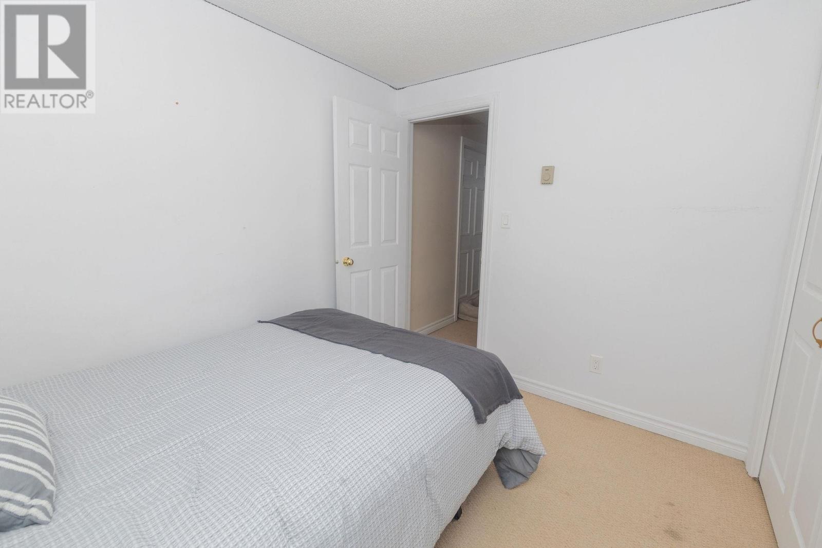 40 Burton RD - 17