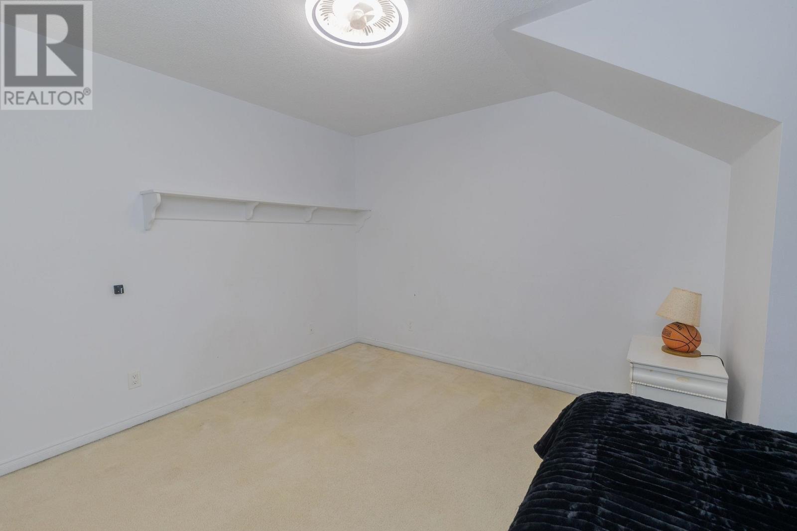 40 Burton RD - Image 32