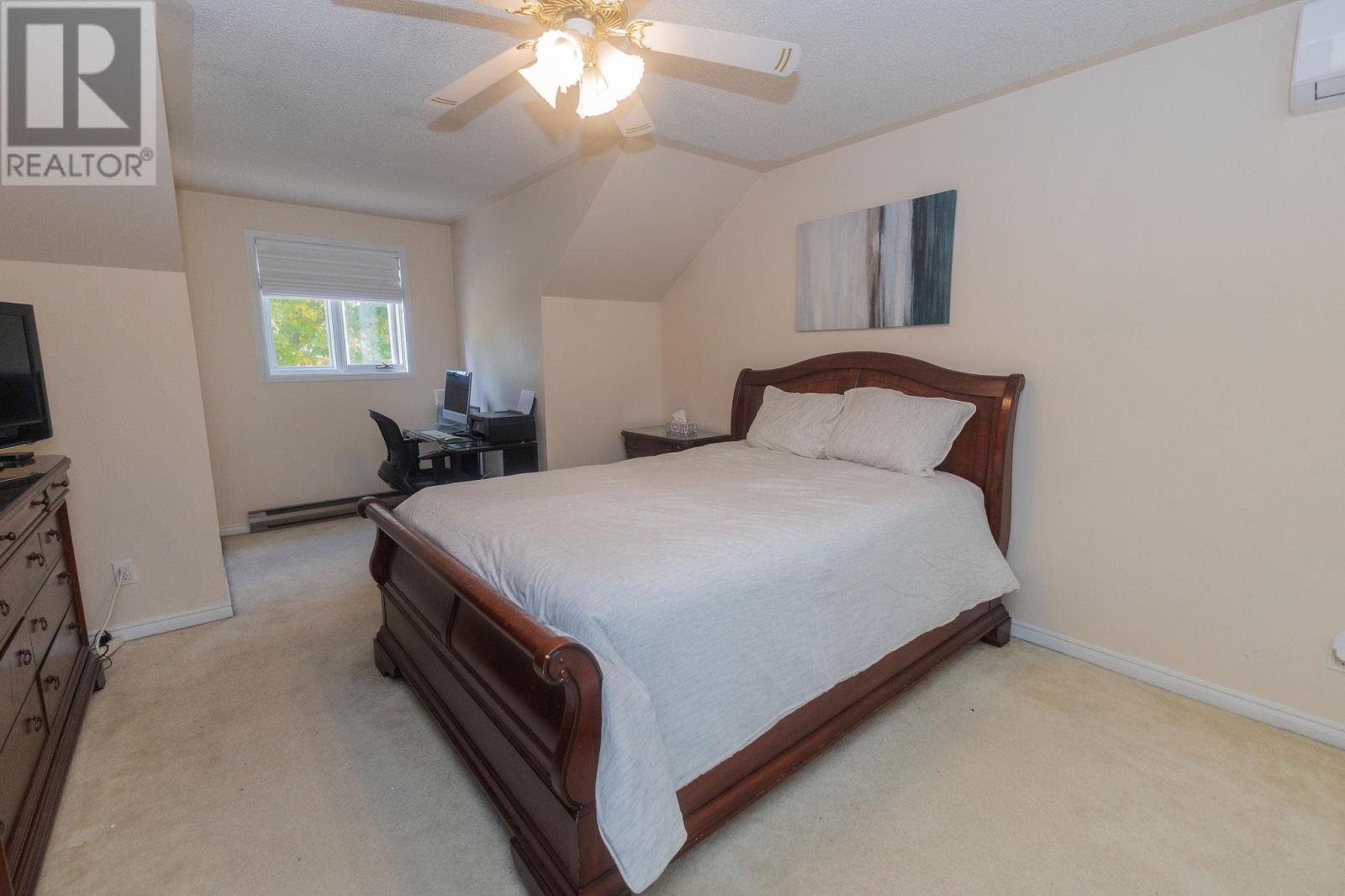 40 Burton RD - 33