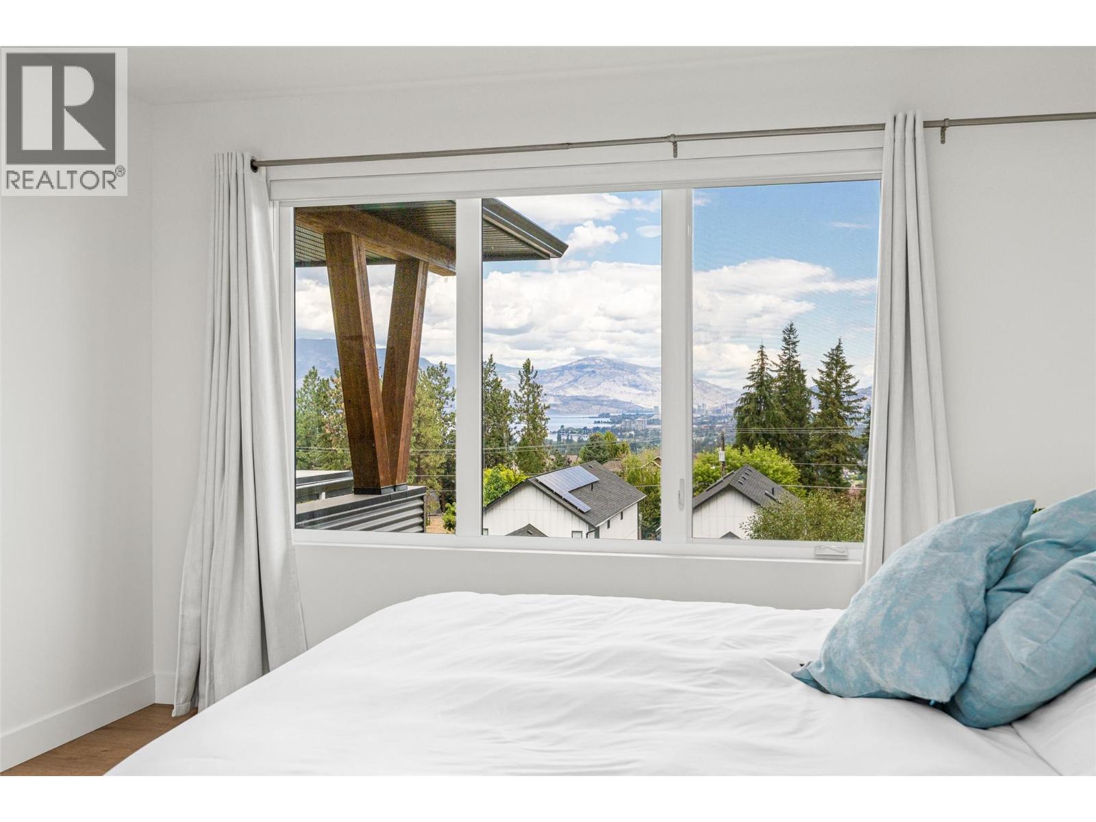 769 & 771 Barnaby Road, Kelowna