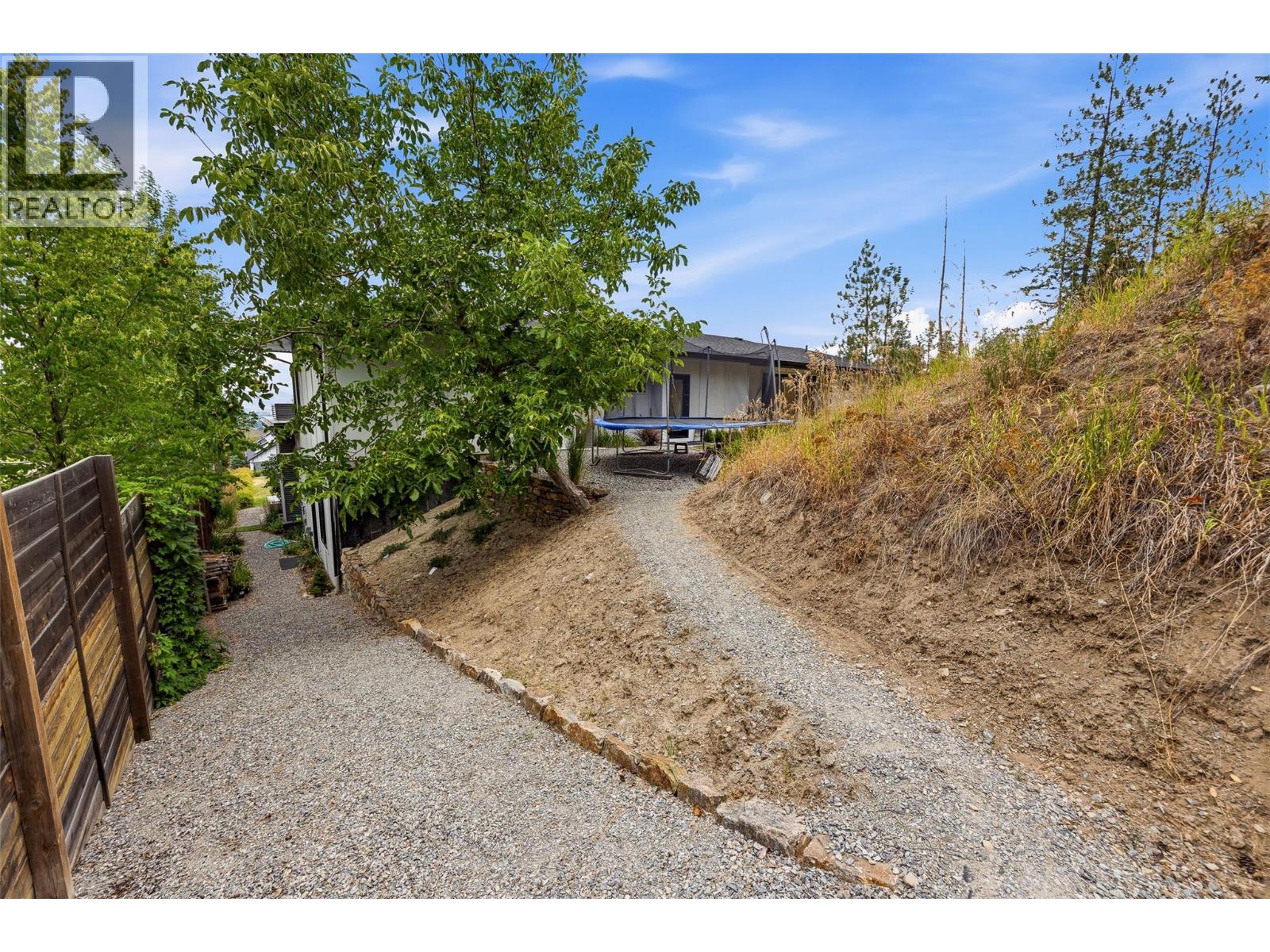 769 & 771 Barnaby Road, Kelowna