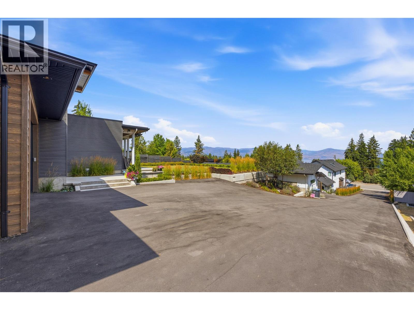 769 & 771 Barnaby Road, Kelowna
