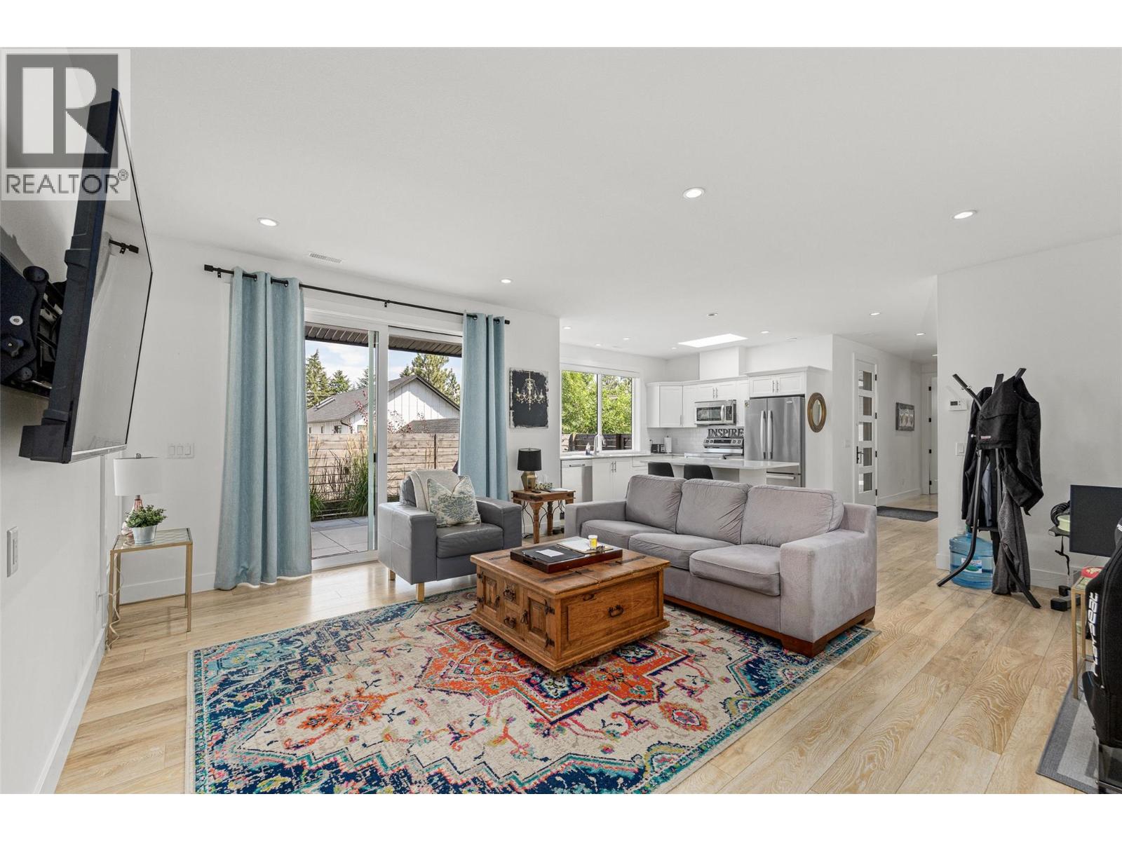 769 & 771 Barnaby Road, Kelowna