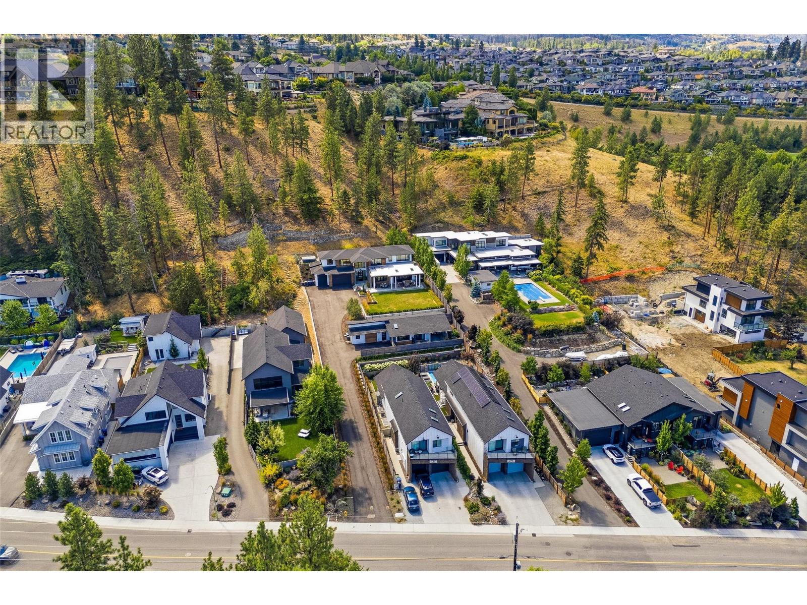 769 & 771 Barnaby Road, Kelowna