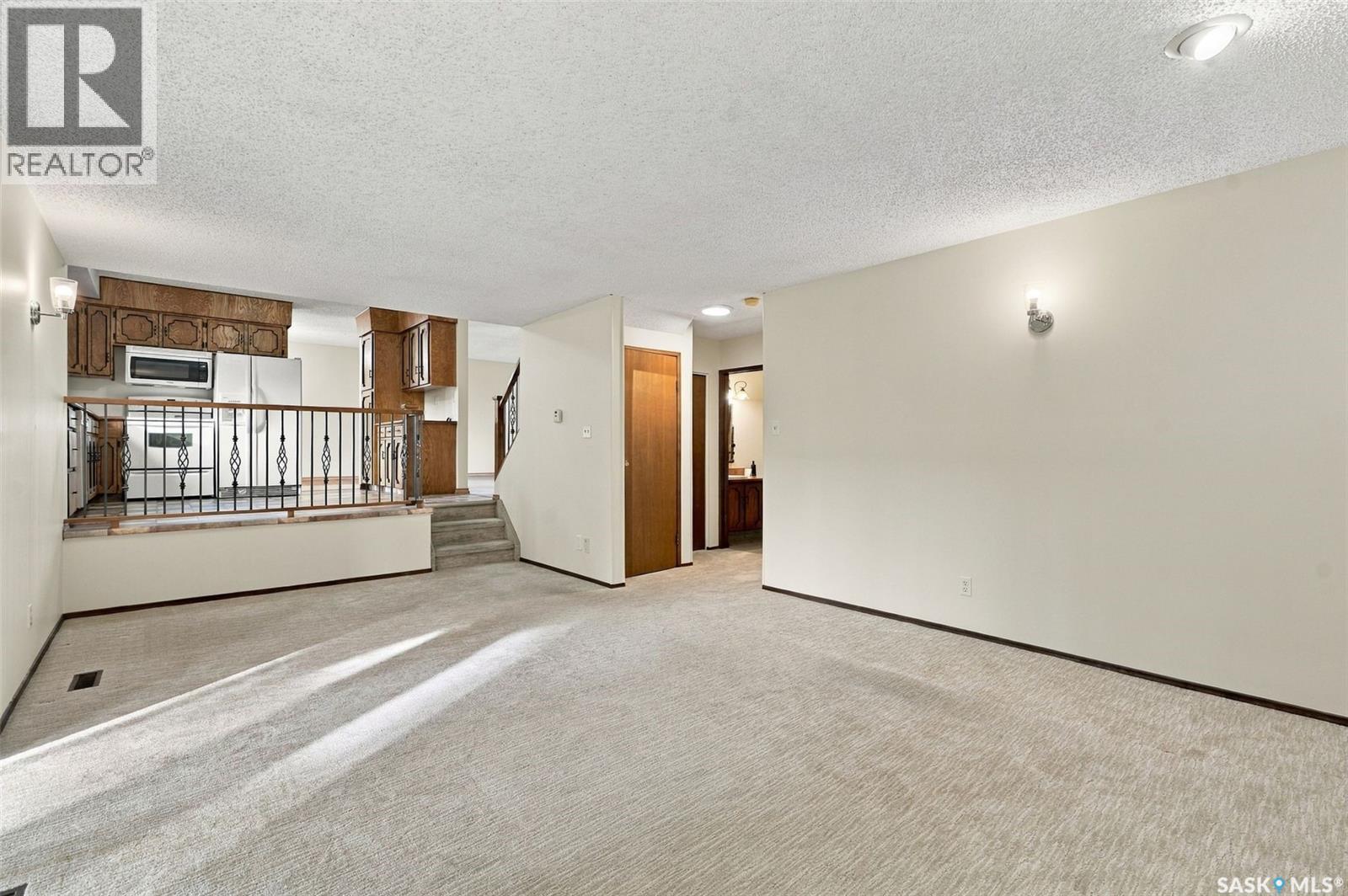 522 Delaronde ROAD, Saskatoon — photo 18