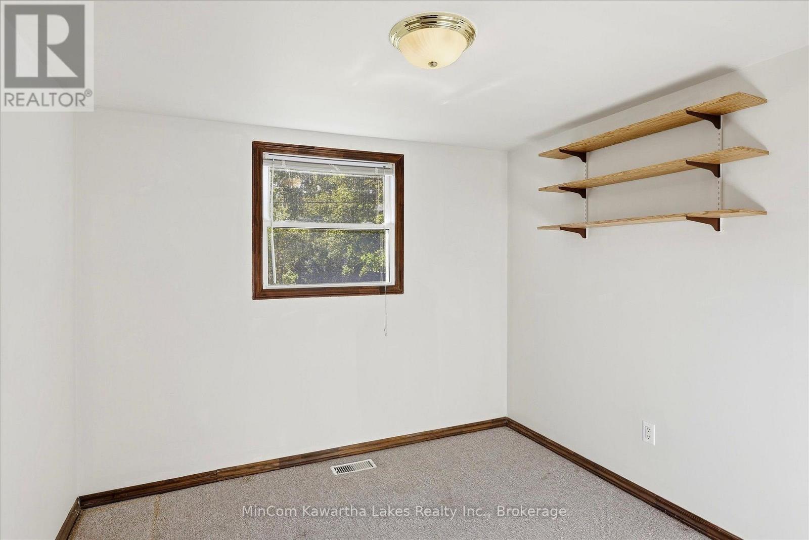 42 Willow Road, Otonabee-South Monaghan, ON photo 25