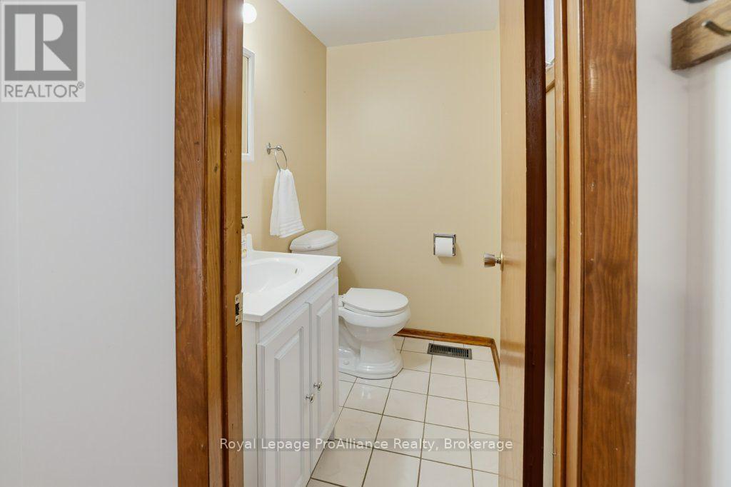 23 THORNCLIFFE DRIVE - 23