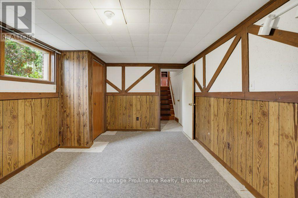 23 Thorncliffe Drive, Belleville, ON photo 40