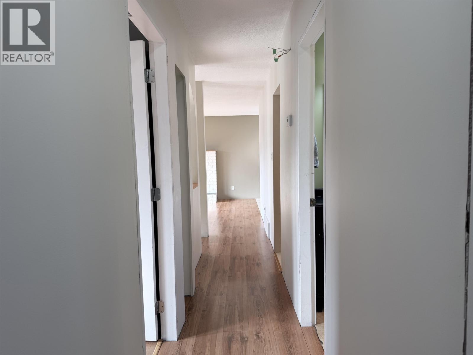 542 DOGWOOD STREET - 20