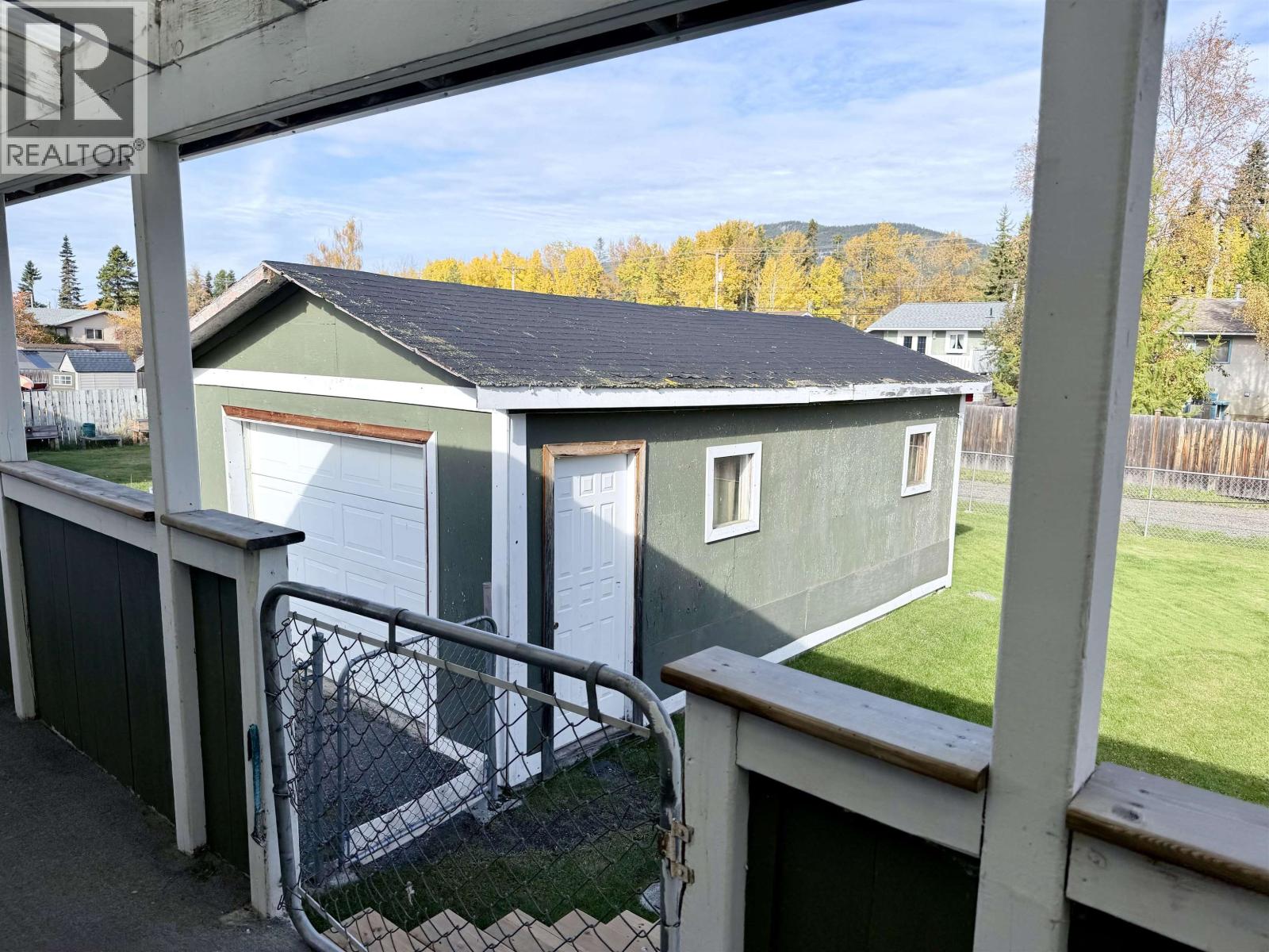 542 DOGWOOD STREET - 35