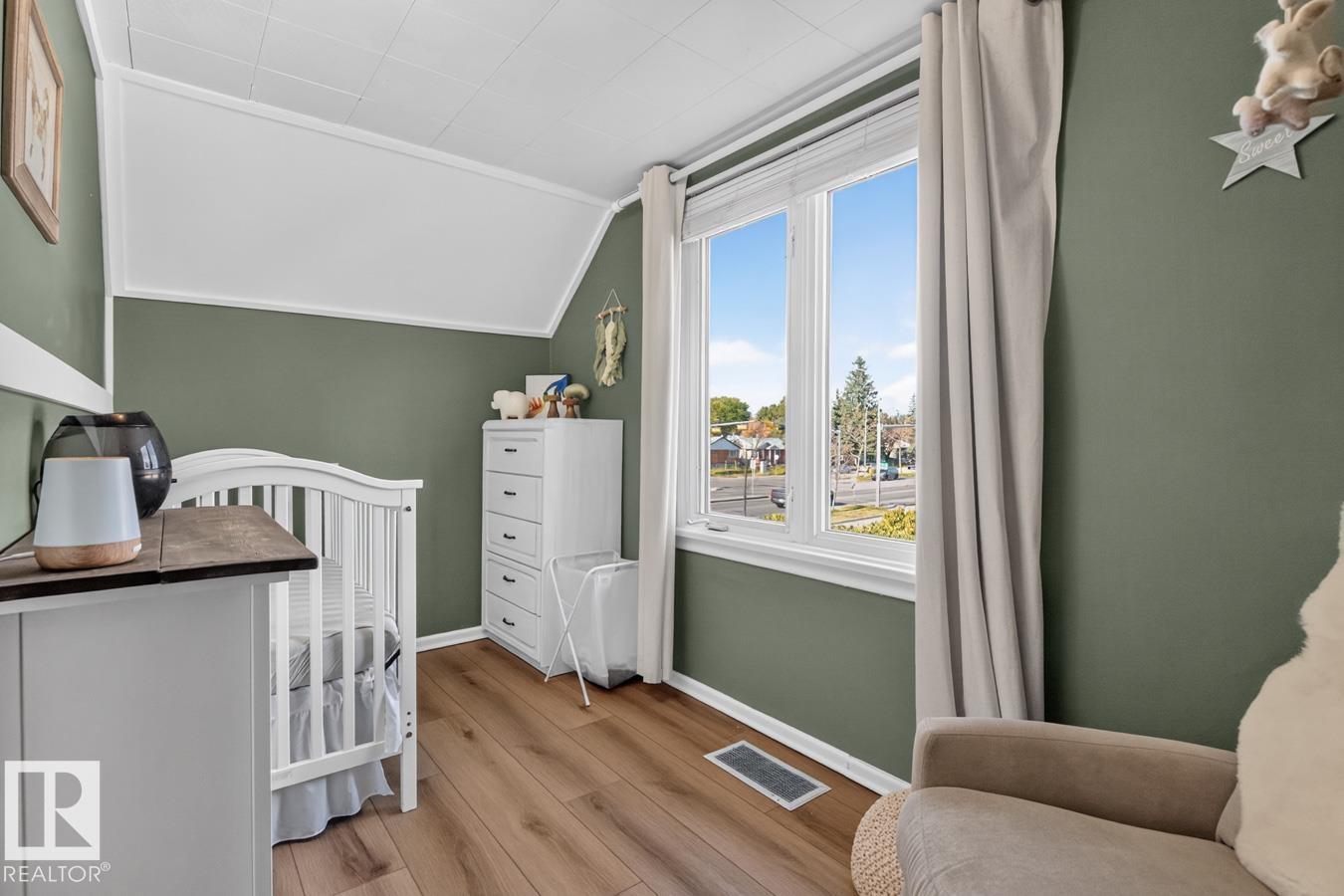11953 ST ALBERT TR NW - 33