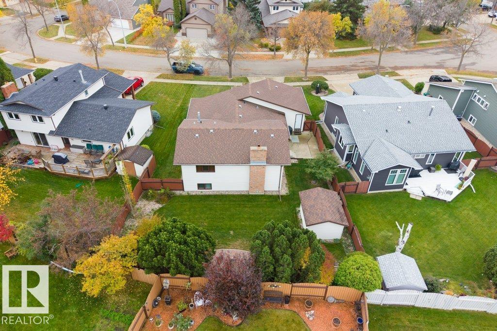 21 LORNE CR - 51
